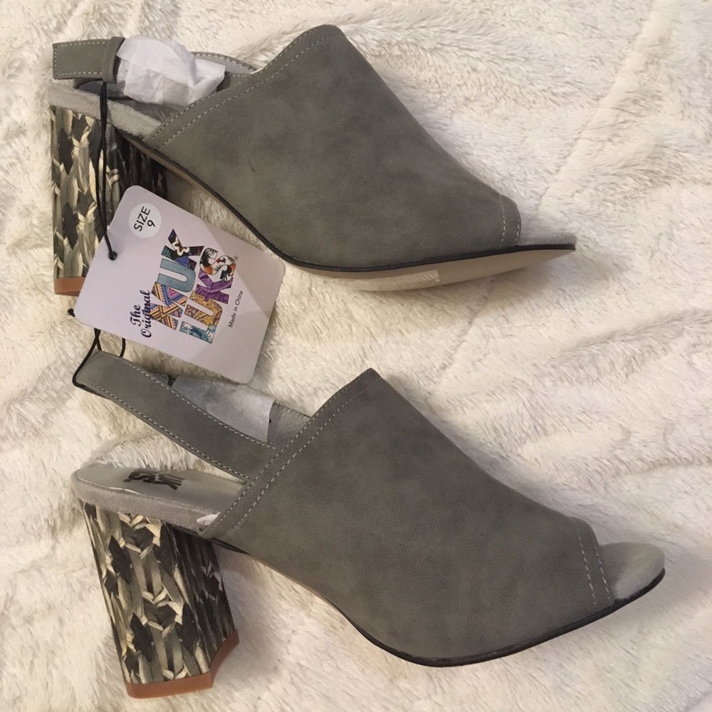 NWT Muk Luks size 9